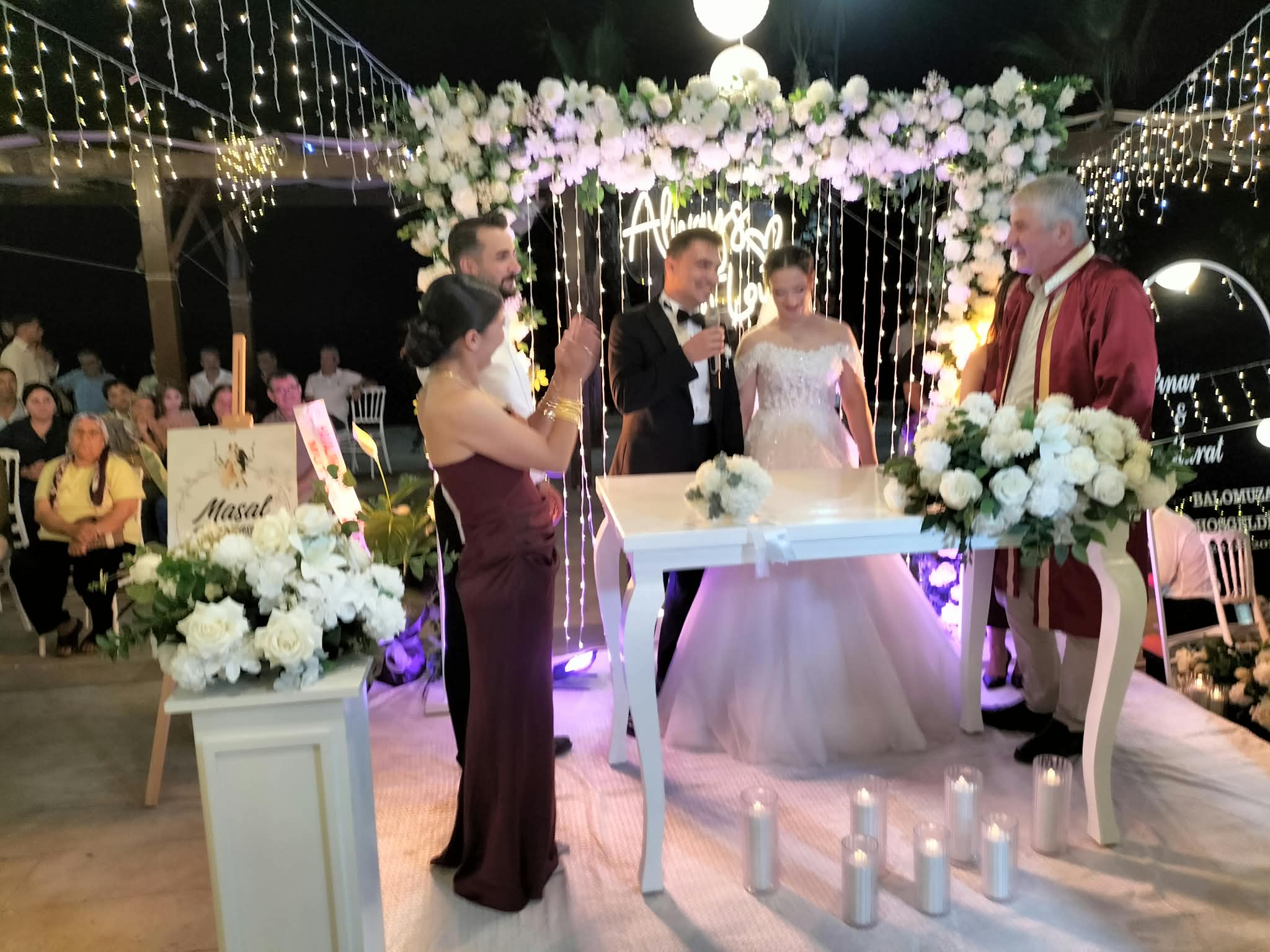 KÖYCEĞİZ PINAR VE MURAT’IN MUTLULUĞUNA ORTAK OLDU